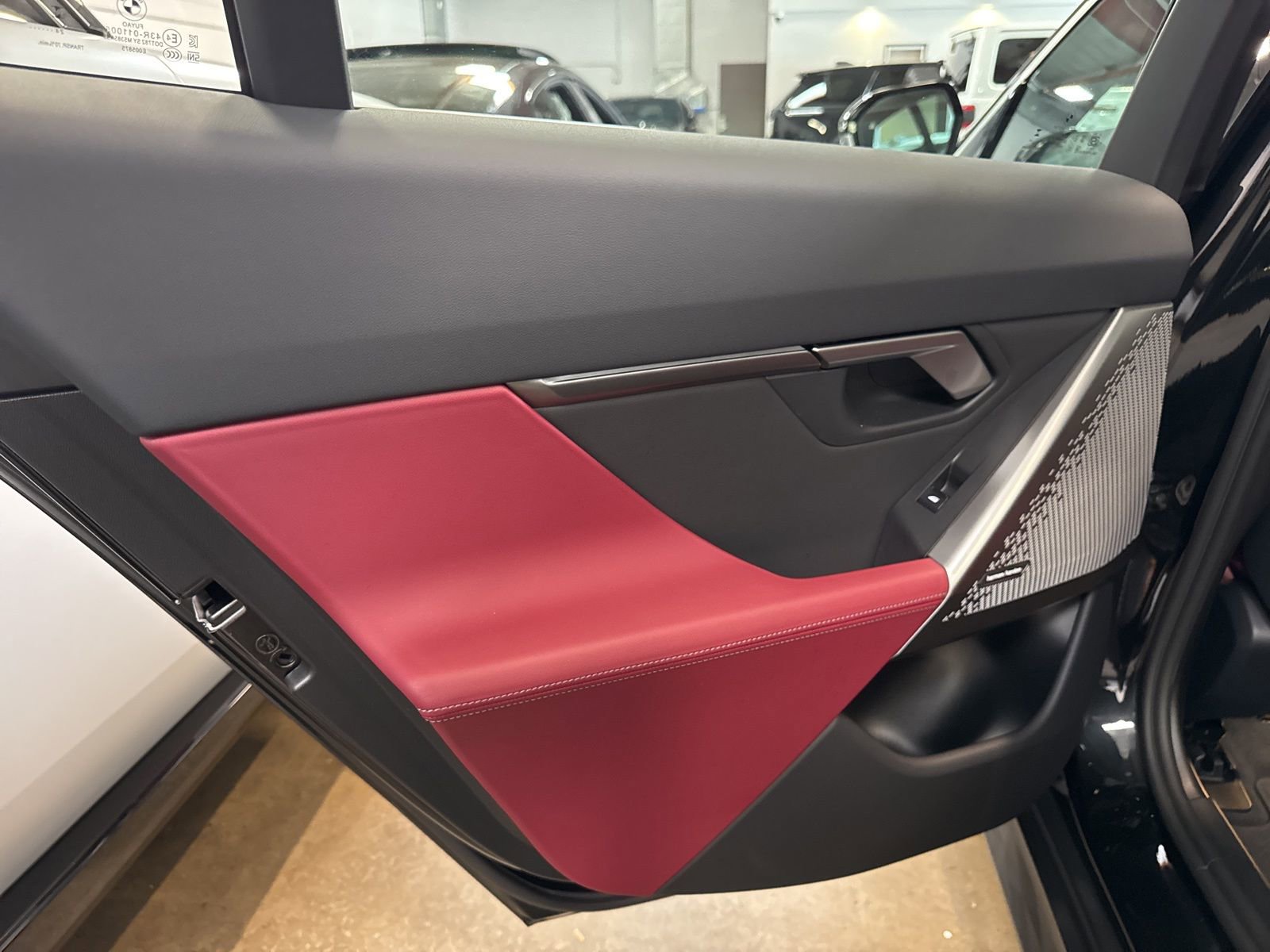 Used 2025 BMW 530i image 14