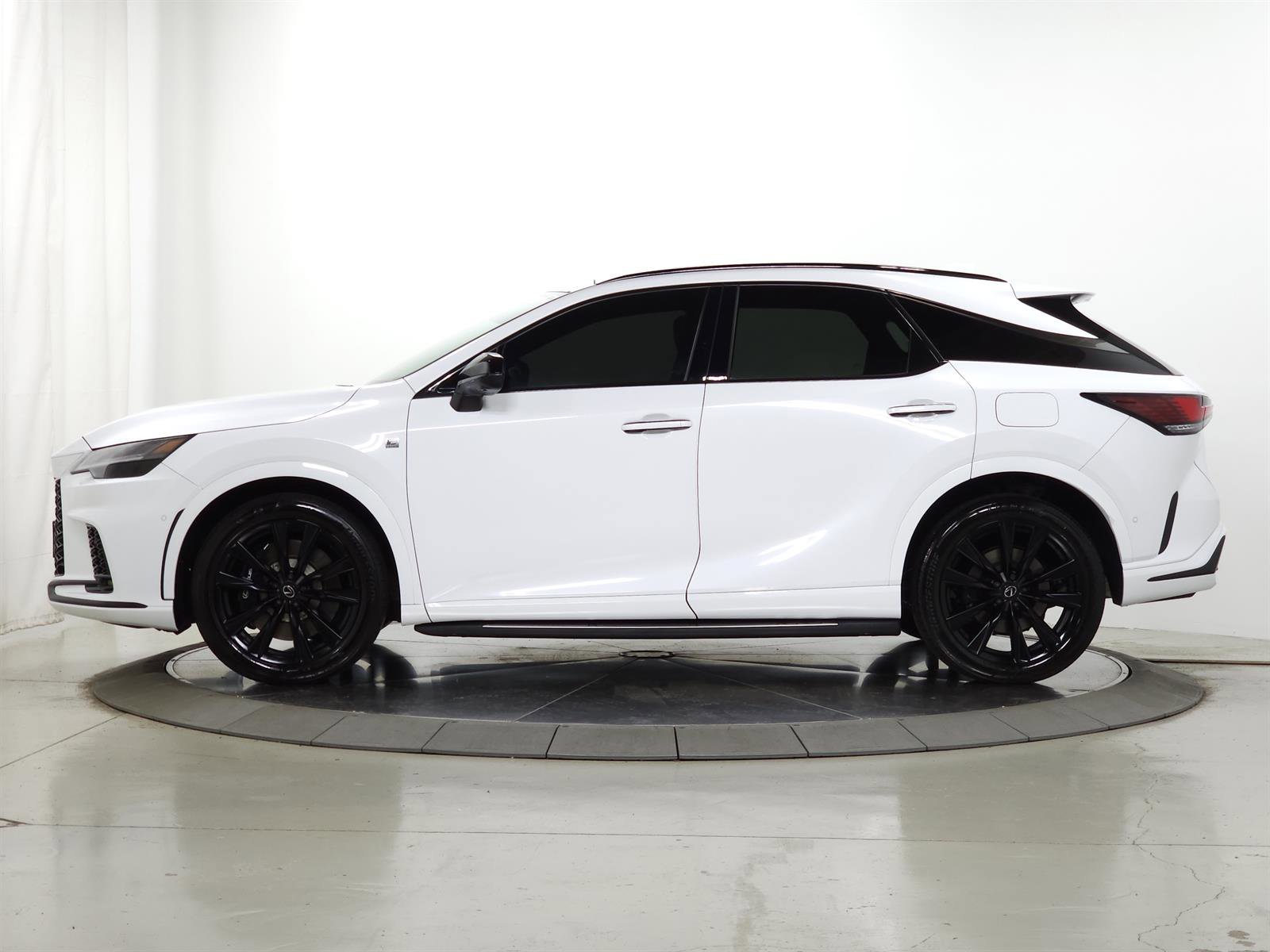 Certified 2024 Lexus RX 500h F Sport w/ Convenience Package AWD/4WD image 5