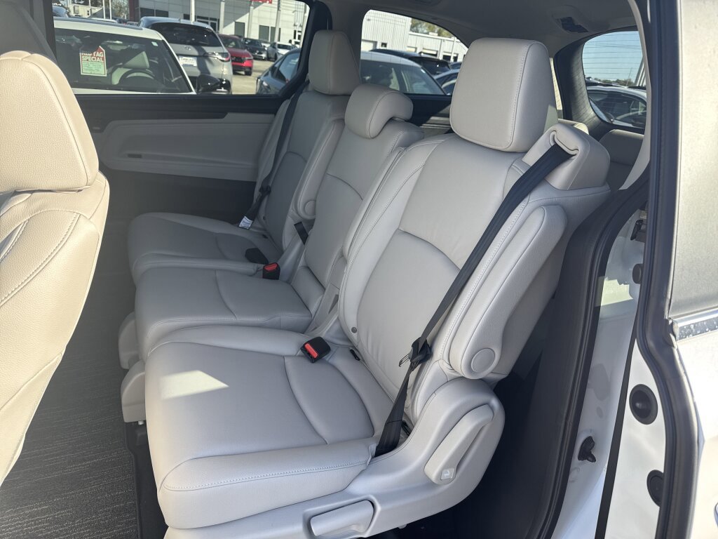 New 2026 Honda Odyssey EX-L image 9