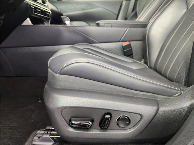 Used 2023 Lexus RX 350 F Sport w/ Accessory Package (Z1) AWD/4WD image 11