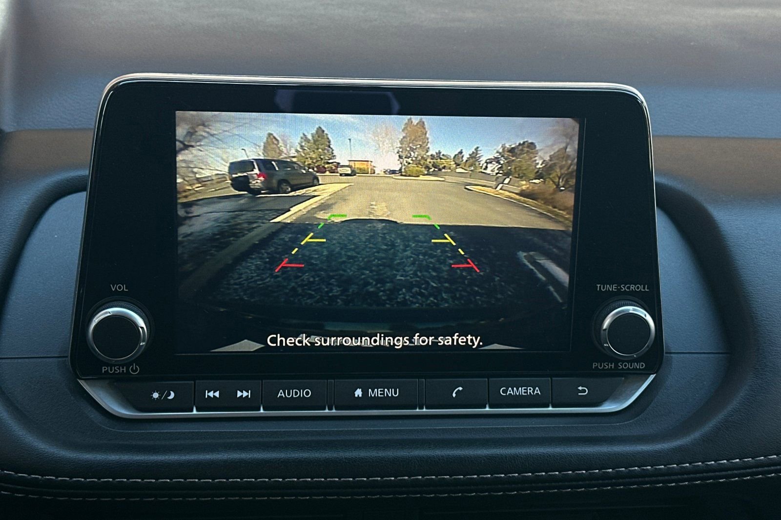 Used 2023 Nissan Rogue SV image 19