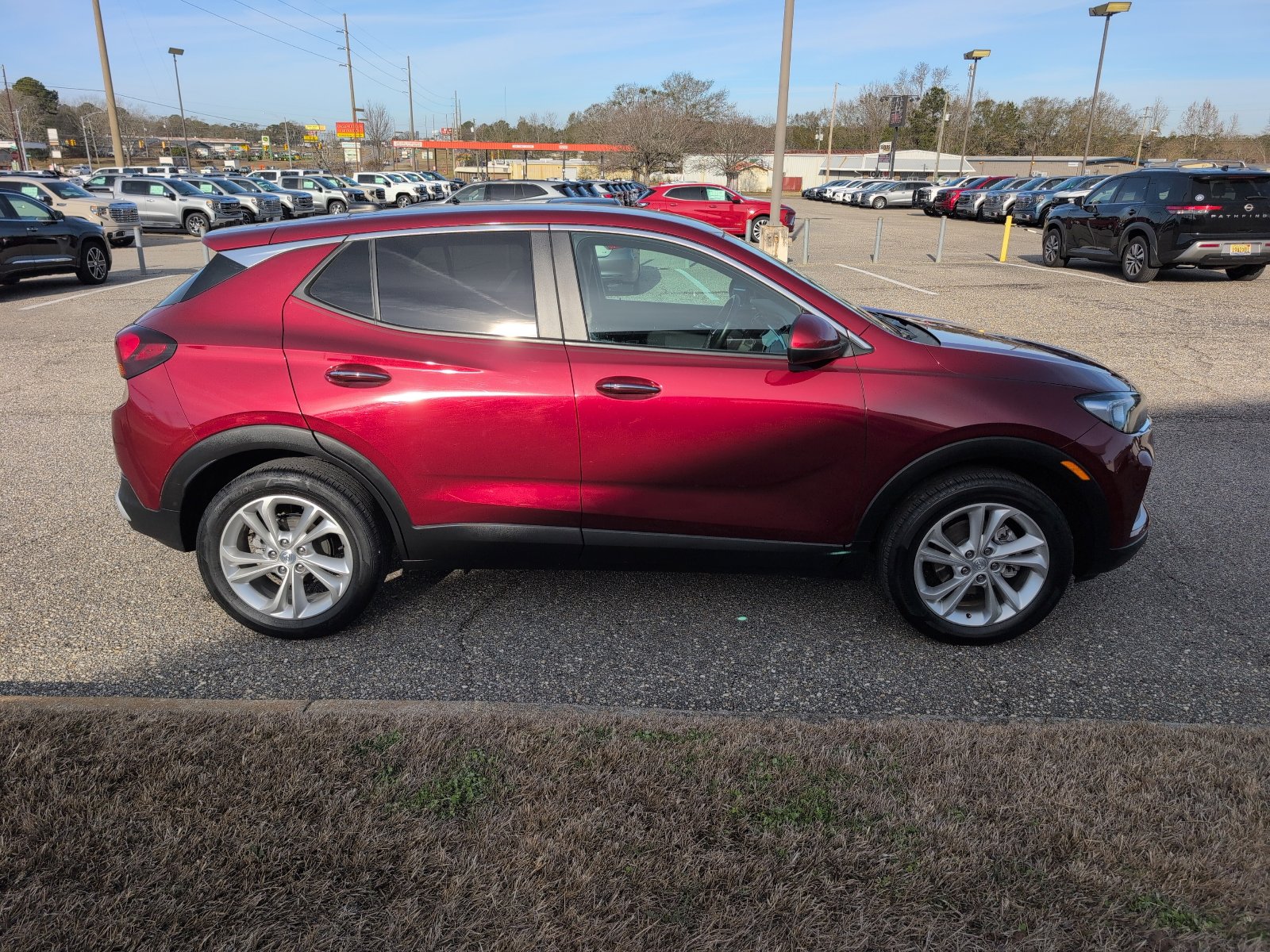 Used 2023 Buick Encore GX Preferred w/ Cold Weather Comfort Package image 6