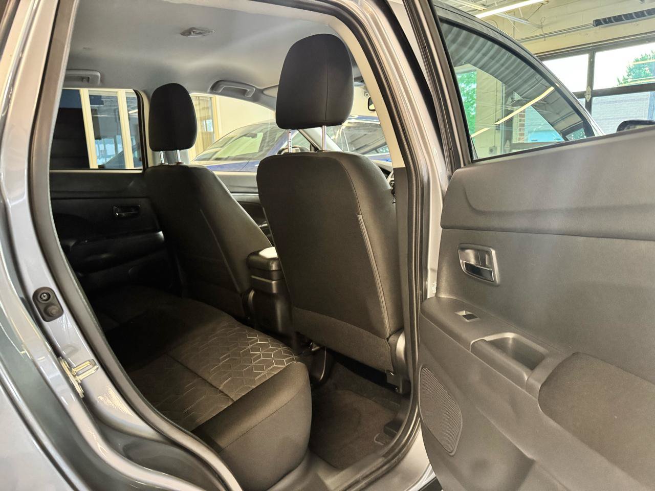 Used 2022 Mitsubishi Outlander Sport SE AWD/4WD image 25