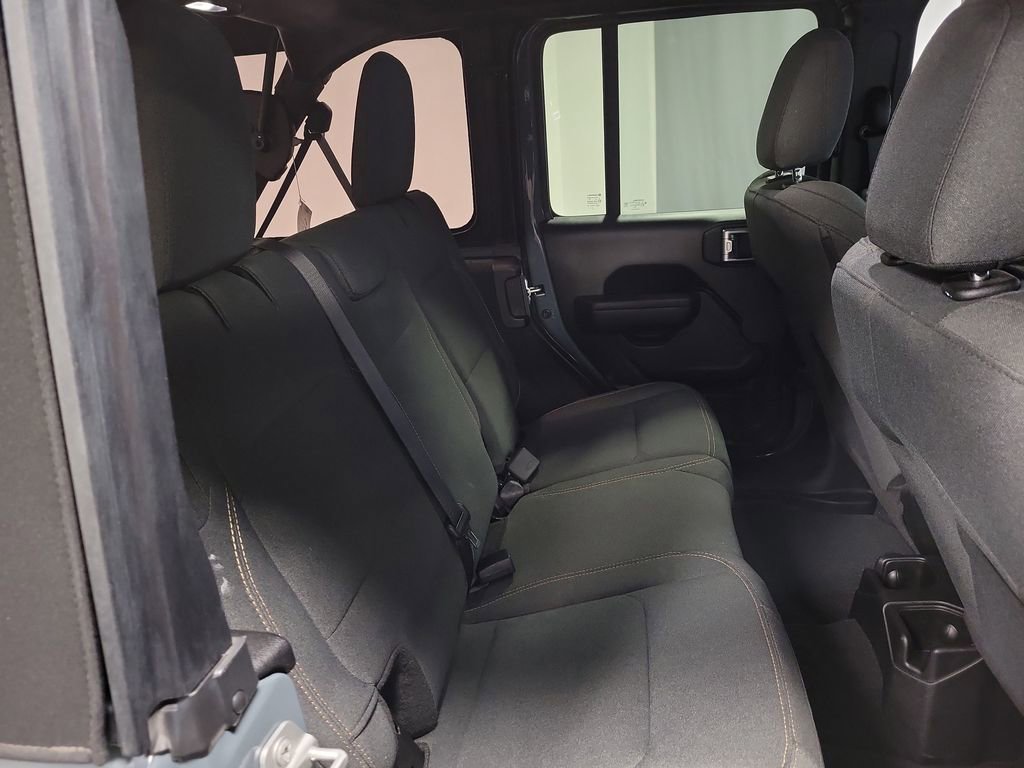 Used 2024 Jeep Wrangler Sport S image 21