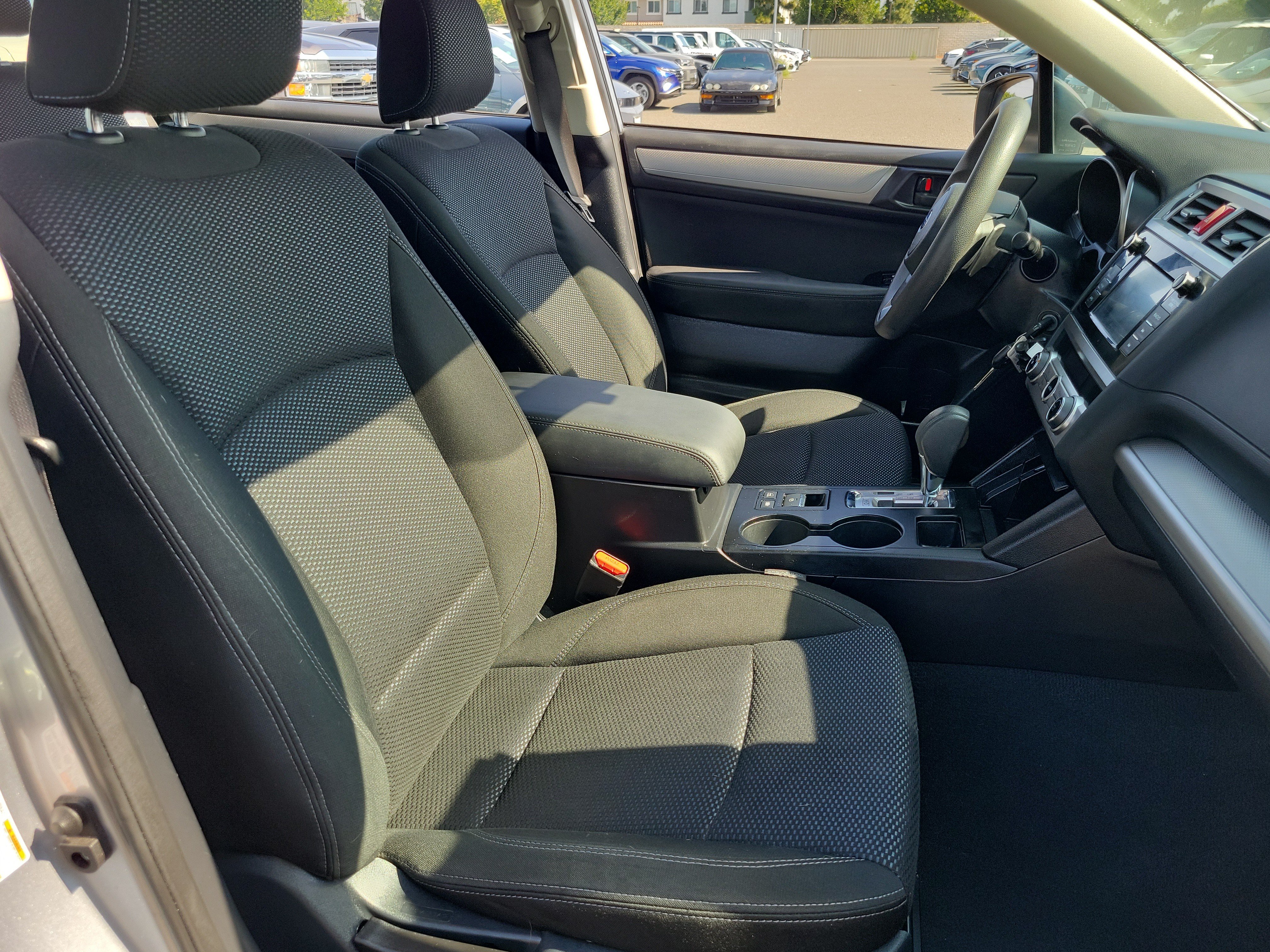 Used 2018 Subaru Outback 2.5i AWD/4WD image 21