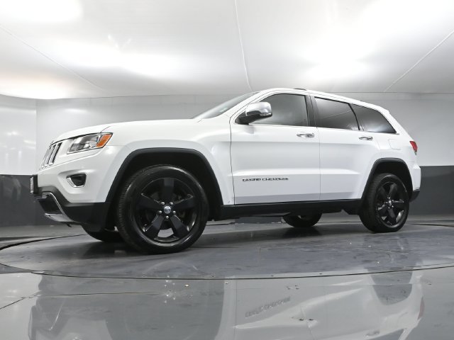 Used 2015 Jeep Grand Cherokee Limited w/ Trailer Tow Group IV AWD/4WD image 46