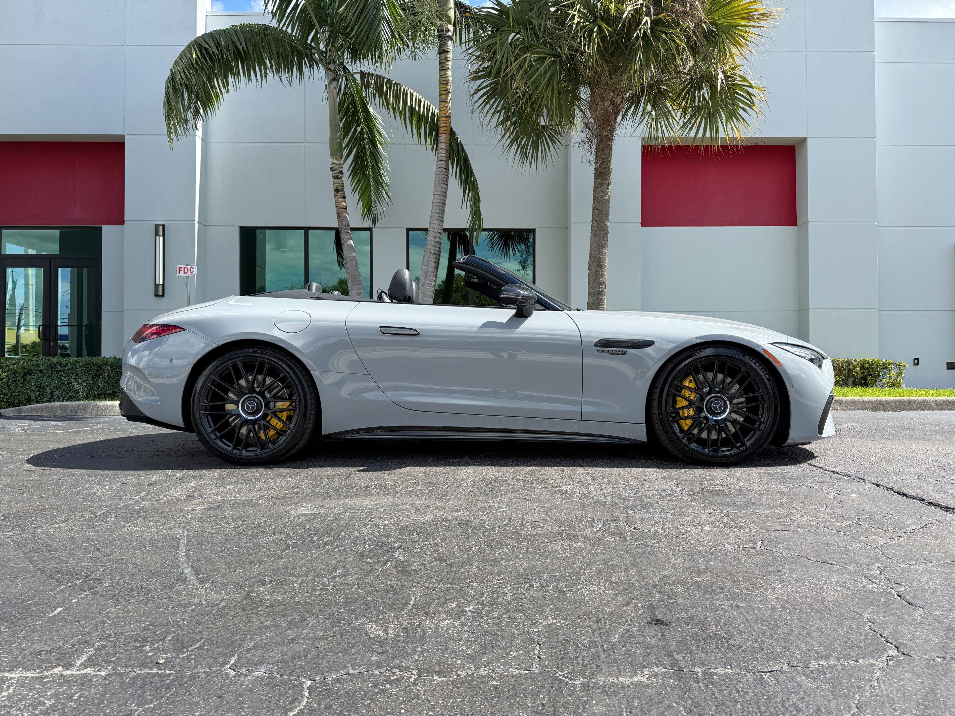 Used 2022 Mercedes-Benz SL 63 AMG 4MATIC image 3