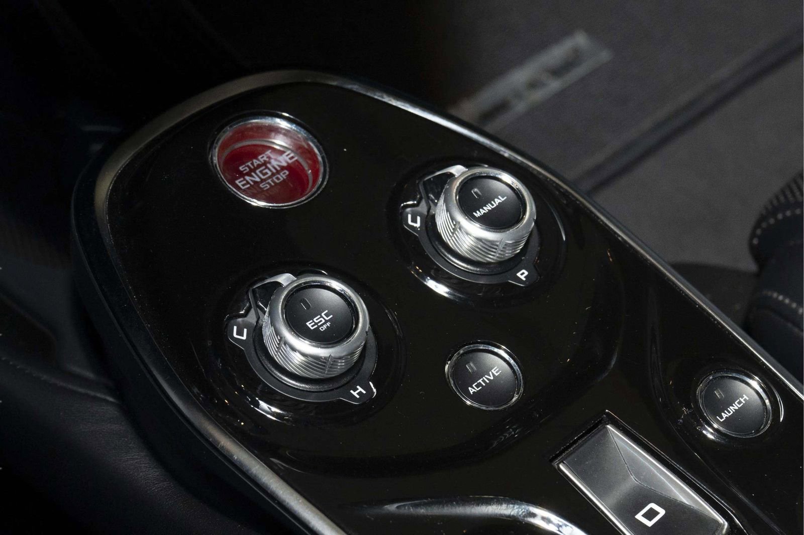 Used 2022 McLaren GT RWD image 29