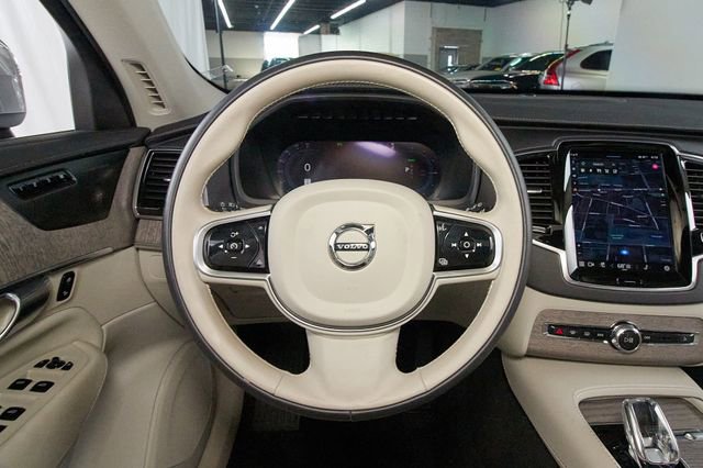 Used 2023 Volvo XC90 T8 Ultimate AWD/4WD image 8