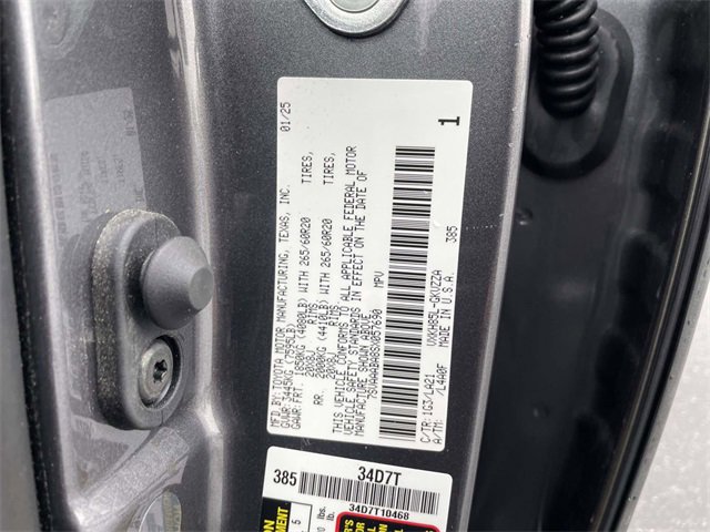 Used 2025 Toyota Sequoia Platinum image 35