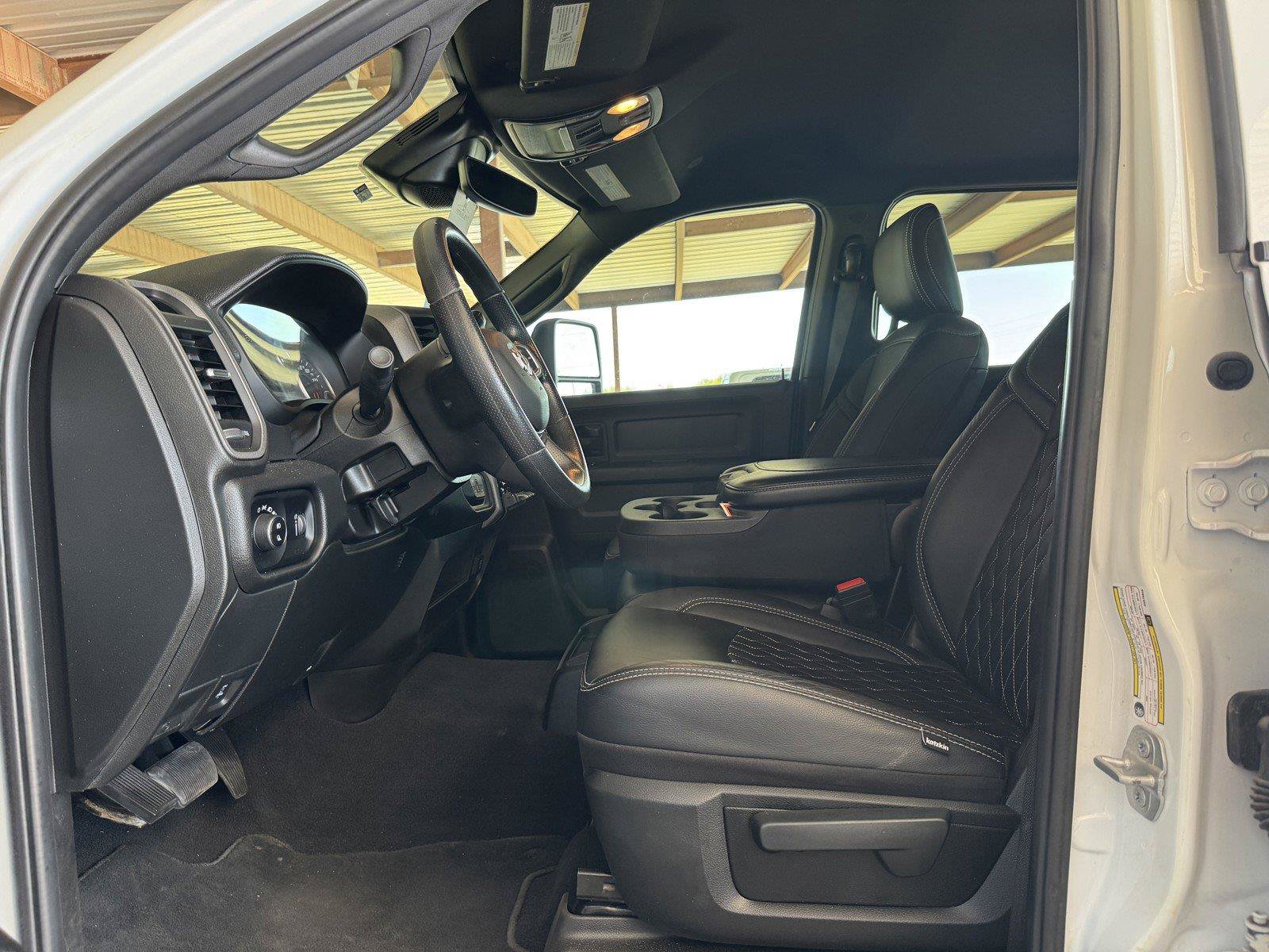 Used 2025 RAM 3500 Tradesman AWD/4WD image 28
