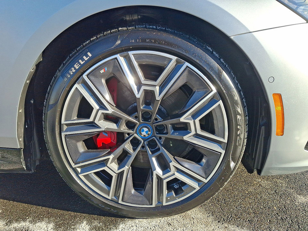 Used 2025 BMW i5 xDrive40 w/ M Sport Package image 27