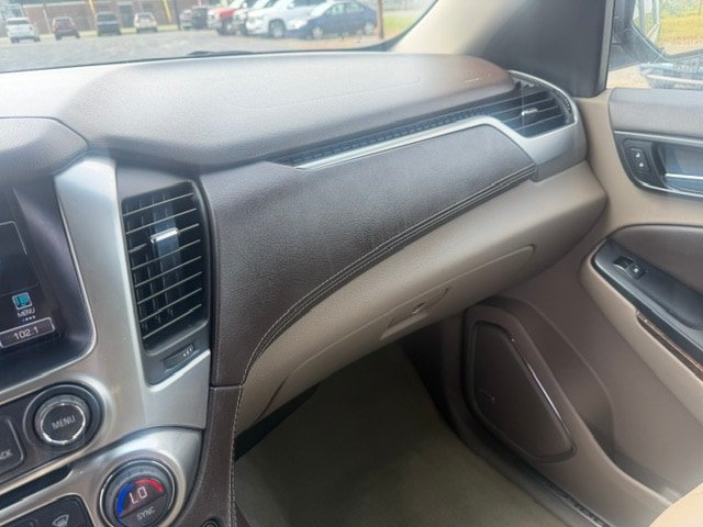 Used 2018 Chevrolet Suburban LT AWD/4WD image 23