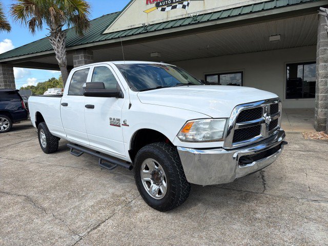 Used 2014 RAM 2500 Tradesman w/ Chrome Appearance Group AWD/4WD image 3