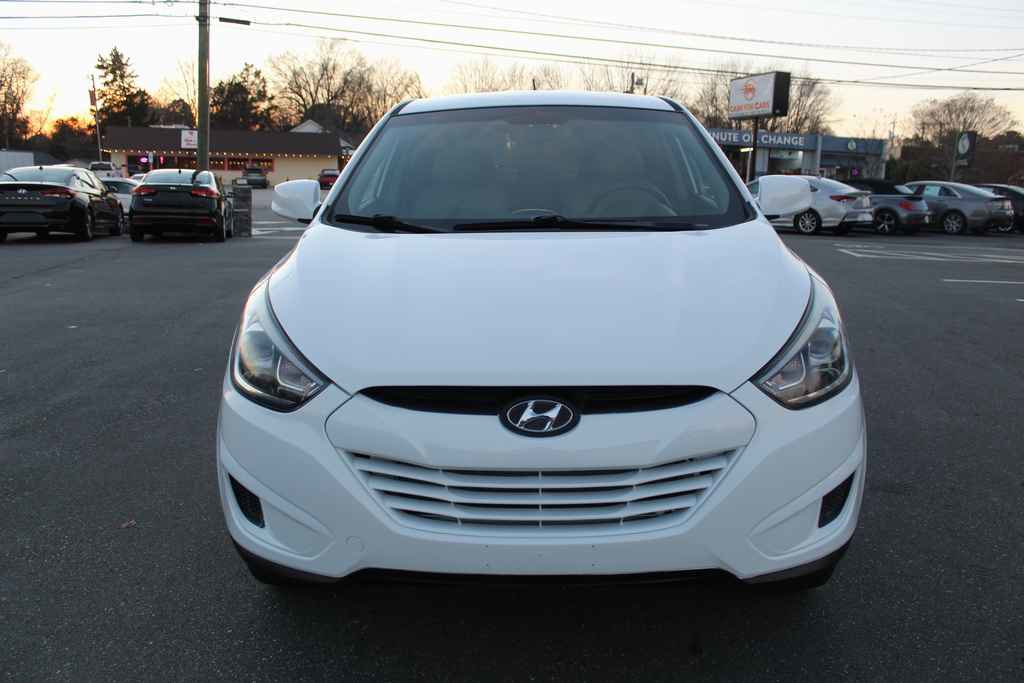Used 2015 Hyundai Tucson GLS image 2