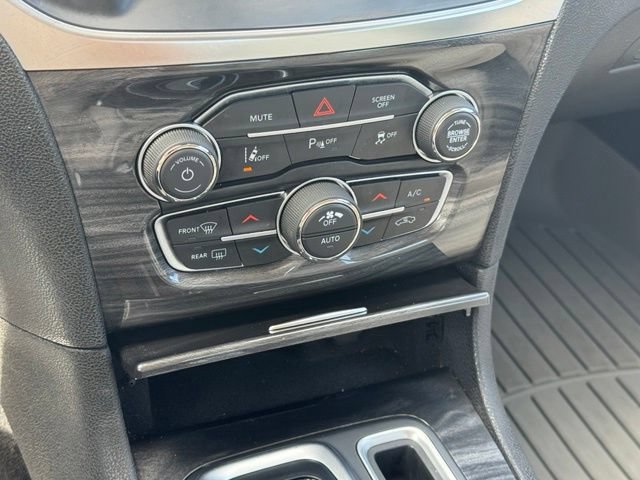 Certified 2021 Chrysler 300 Touring L AWD/4WD image 34