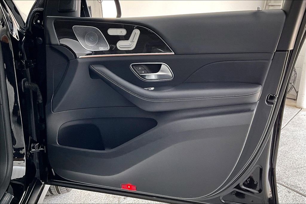 Used 2020 Mercedes-Benz GLE 450 4MATIC w/ Premium Package image 23