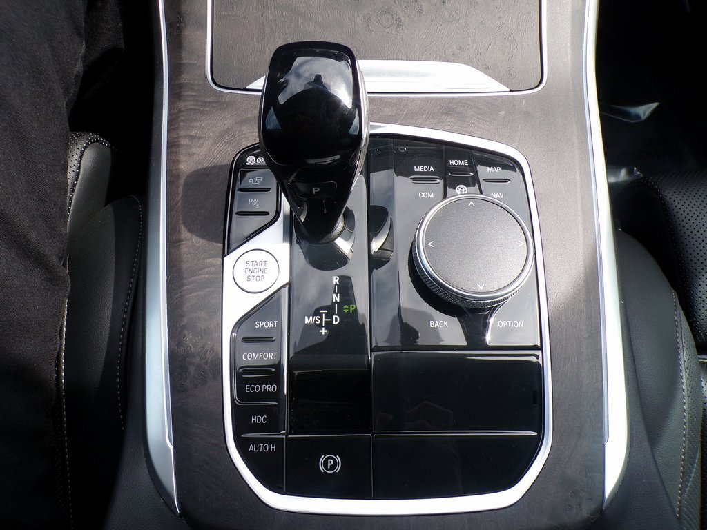 Used 2023 BMW X5 xDrive40i w/ Premium Package image 16