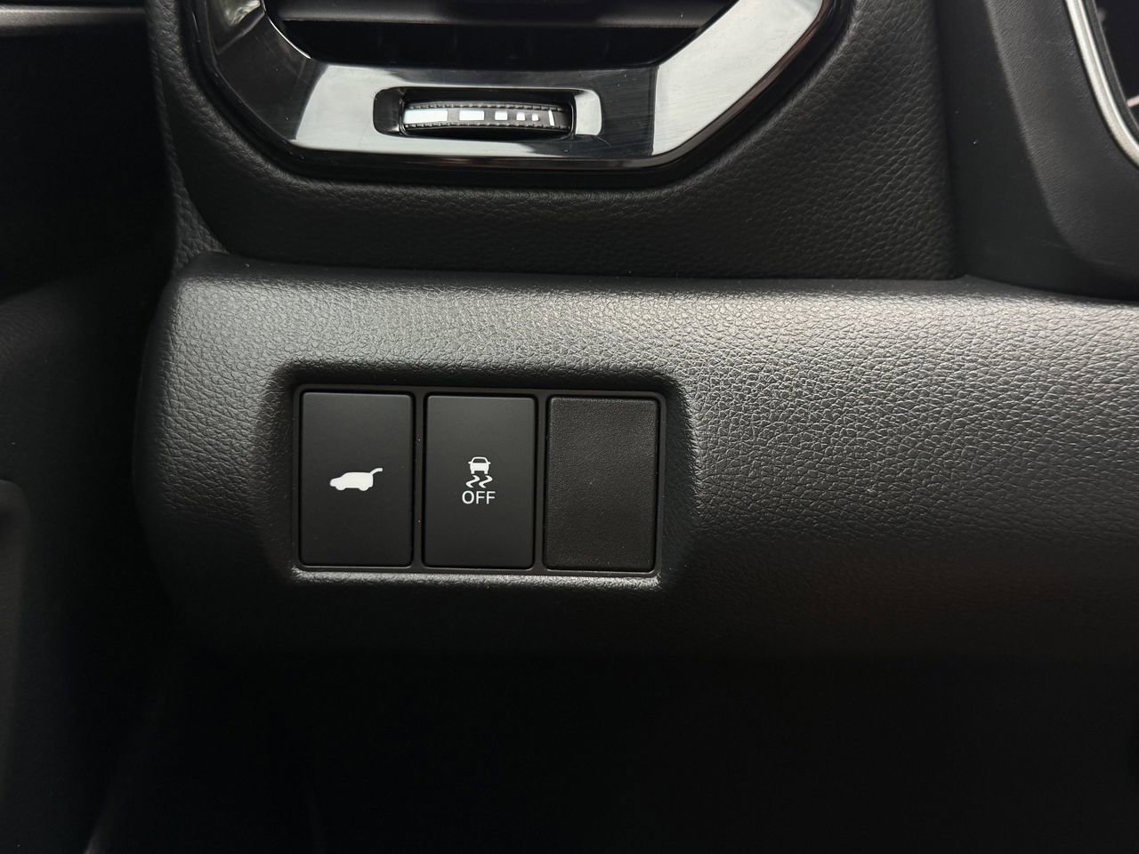 Used 2025 Honda Pilot EX-L image 25