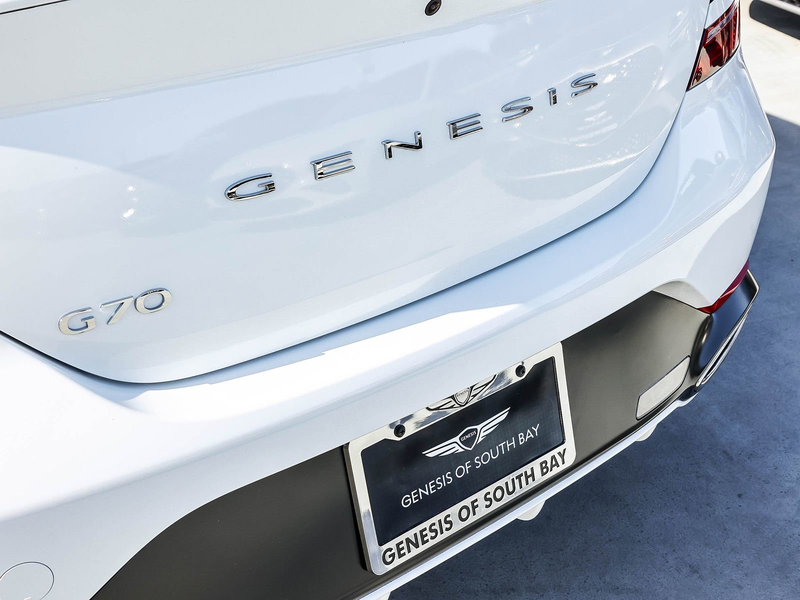 Used 2025 Genesis G70 2.5T image 7