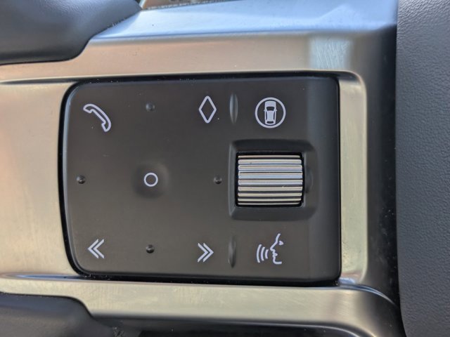 Used 2025 Land Rover Discovery S image 21