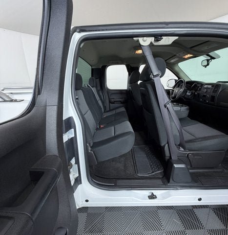 Used 2011 Chevrolet Silverado 1500 LT w/ All-Star Edition RWD image 5