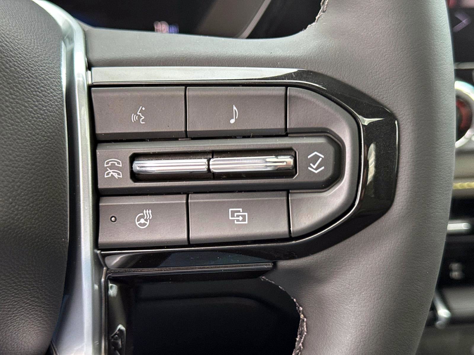 New 2026 Chevrolet Colorado ZR2 w/ Technology Package image 28