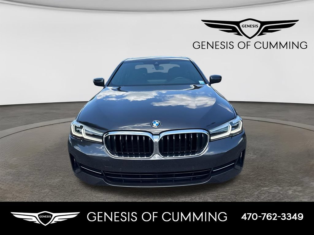 Used 2022 BMW 530i w/ Convenience Package RWD image 2