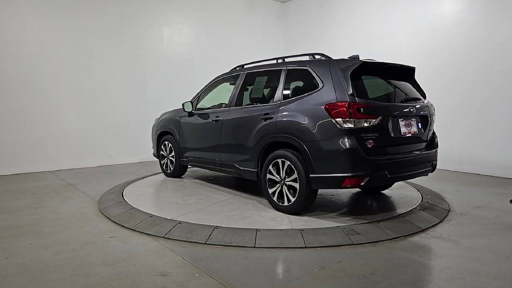 Used 2022 Subaru Forester Limited AWD/4WD image 3
