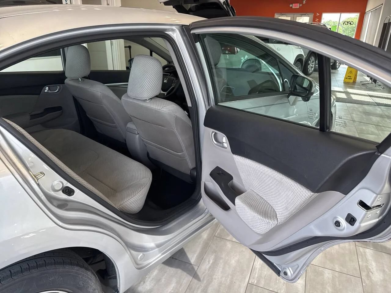 Used 2015 Honda Civic Hybrid Sedan image 35