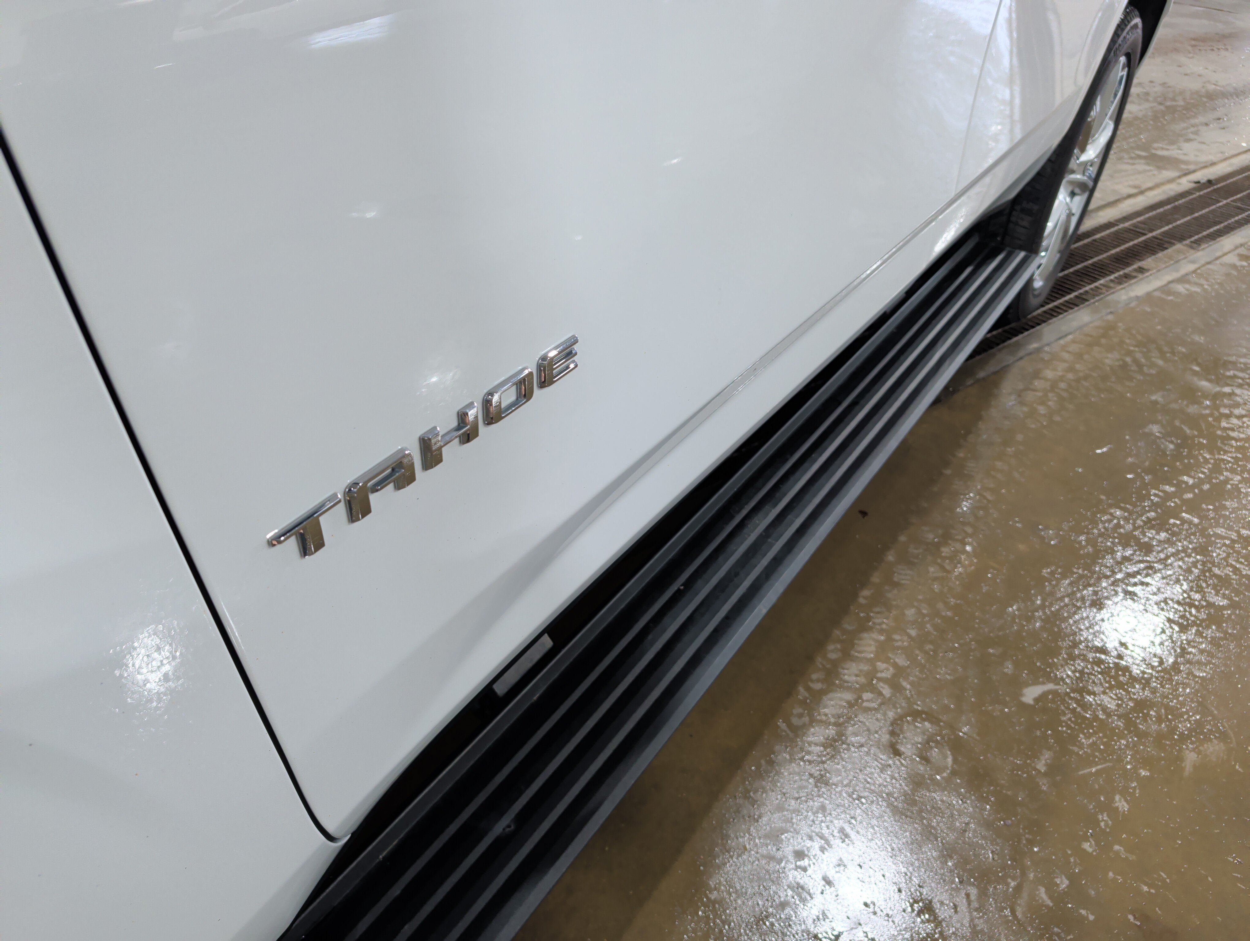 Used 2023 Chevrolet Tahoe High Country w/ Max Trailering Package AWD/4WD image 7