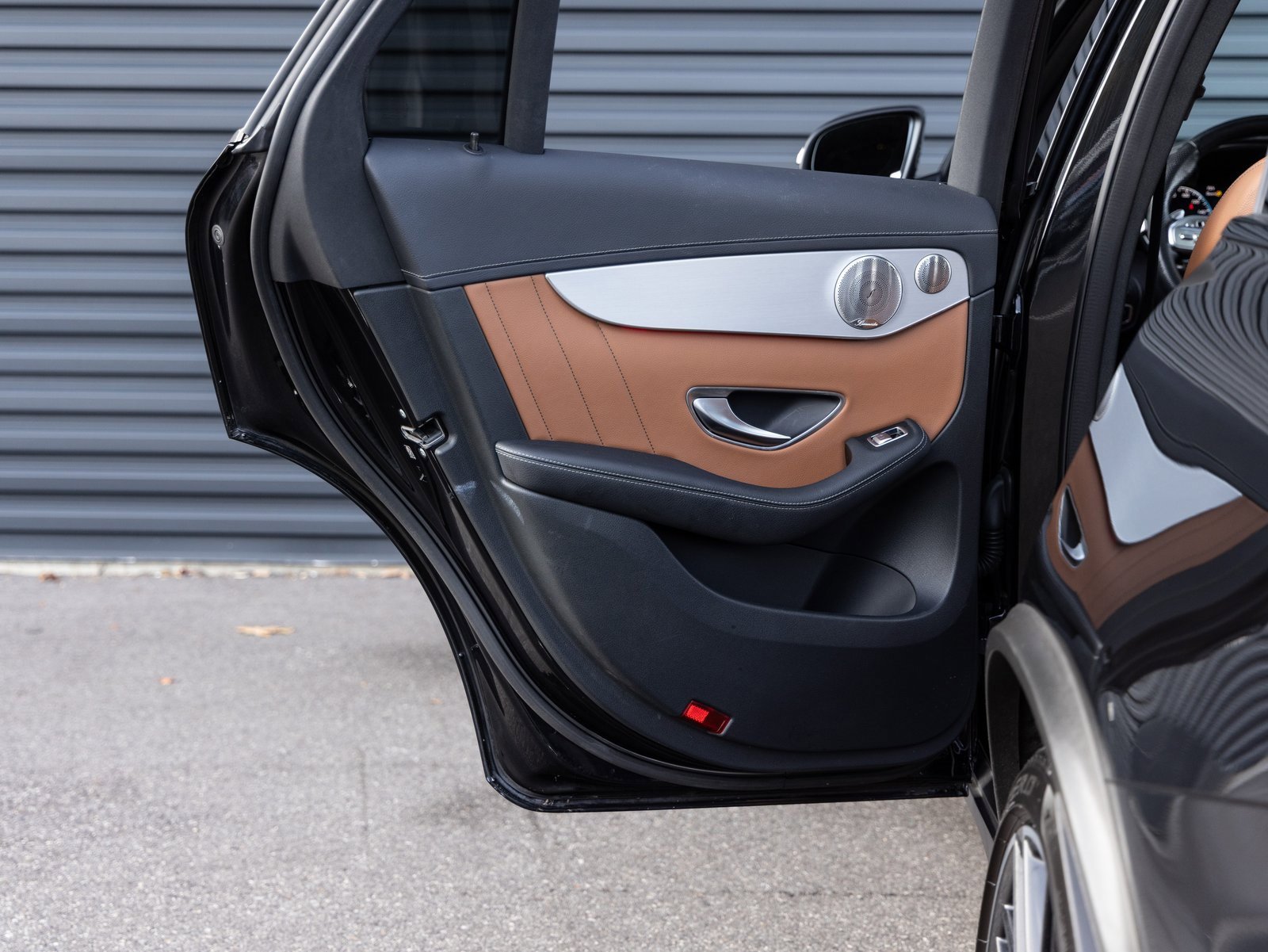 Used 2021 Mercedes-Benz GLC 43 AMG 4MATIC image 23