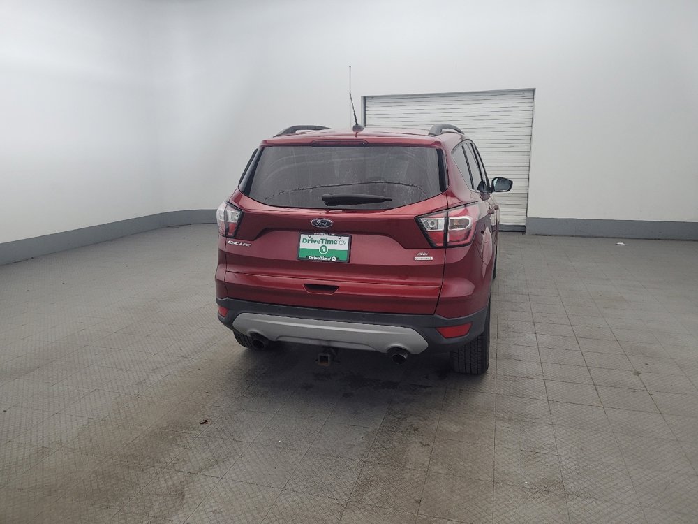 Used 2017 Ford Escape SE w/ Equipment Group 201A FWD image 7