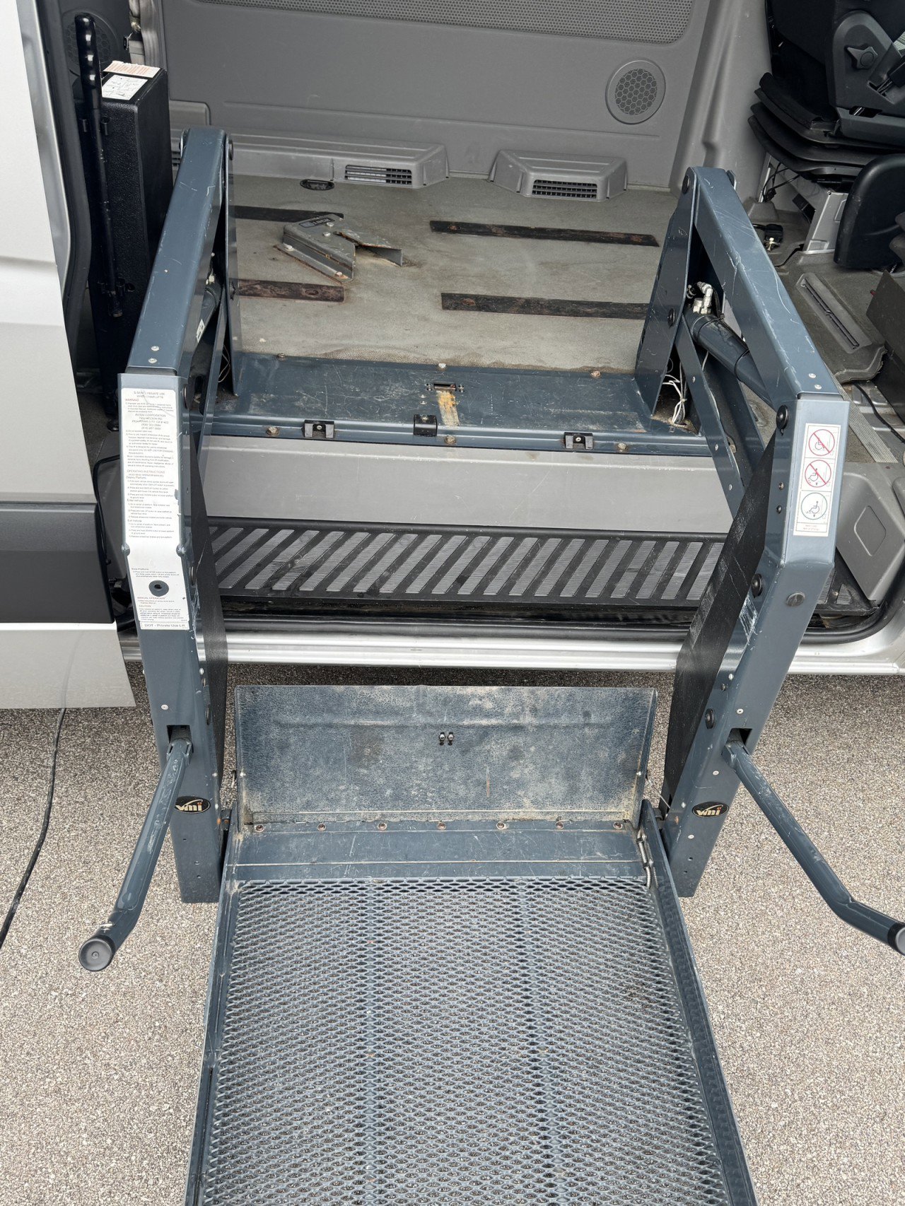 Used 2008 Dodge Sprinter 2500 w/ Rear Heater Group III image 17