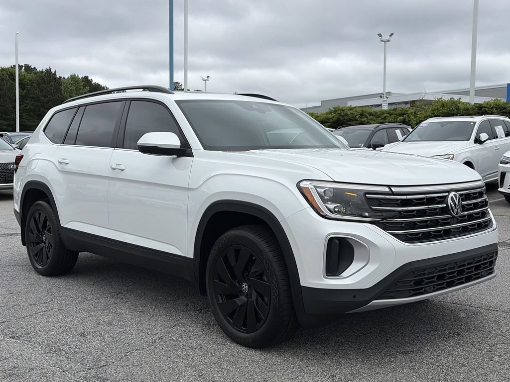 Certified 2026 Volkswagen Atlas SE FWD image 9