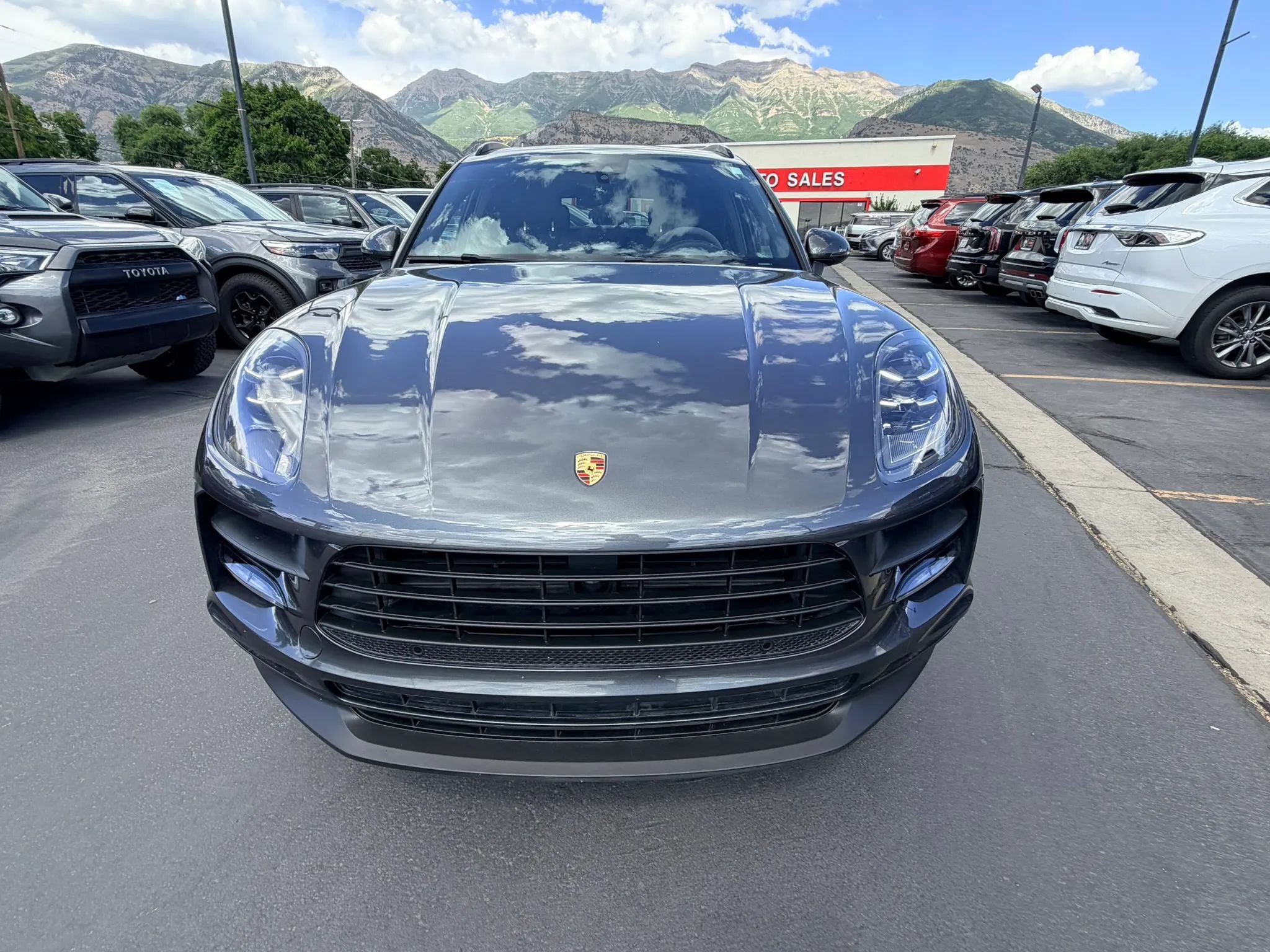 Used 2021 Porsche Macan GTS w/ Sport Chrono Package AWD/4WD image 8