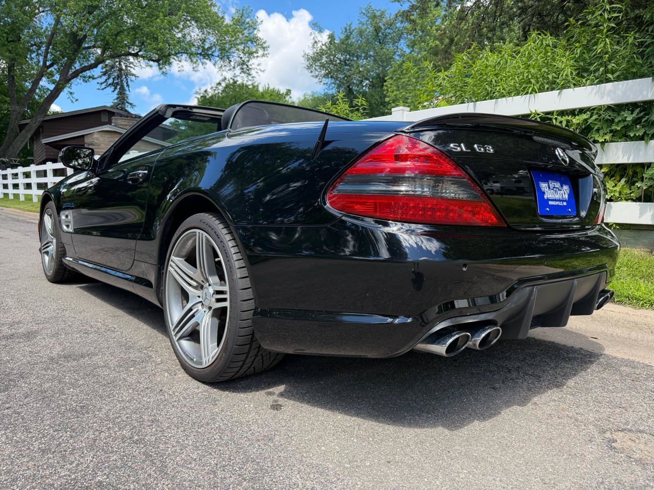 Used 2011 Mercedes-Benz SL 63 AMG image 22