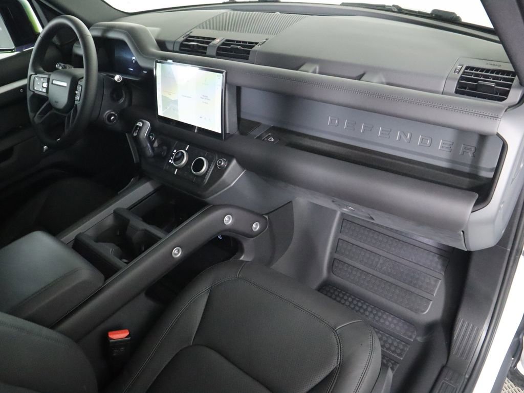 New 2025 Land Rover Defender 110 S image 19