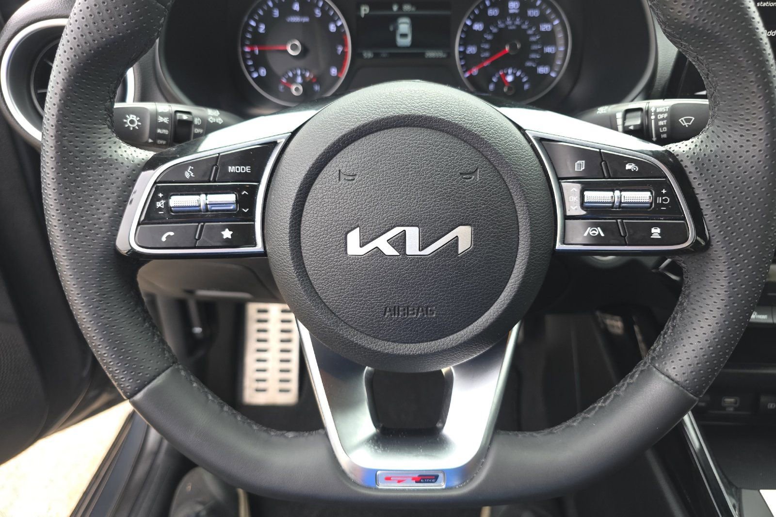 Used 2023 Kia Forte GT-Line w/ GT-Line Technology Package image 22