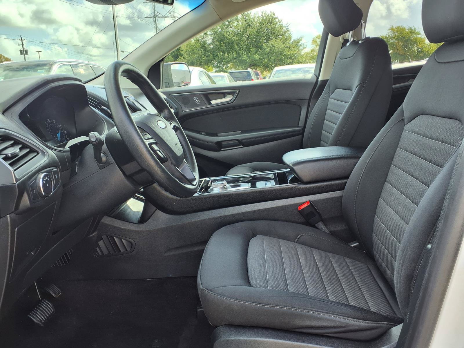 Used 2019 Ford Edge SE w/ SE Fleet Driver's Package FWD image 17
