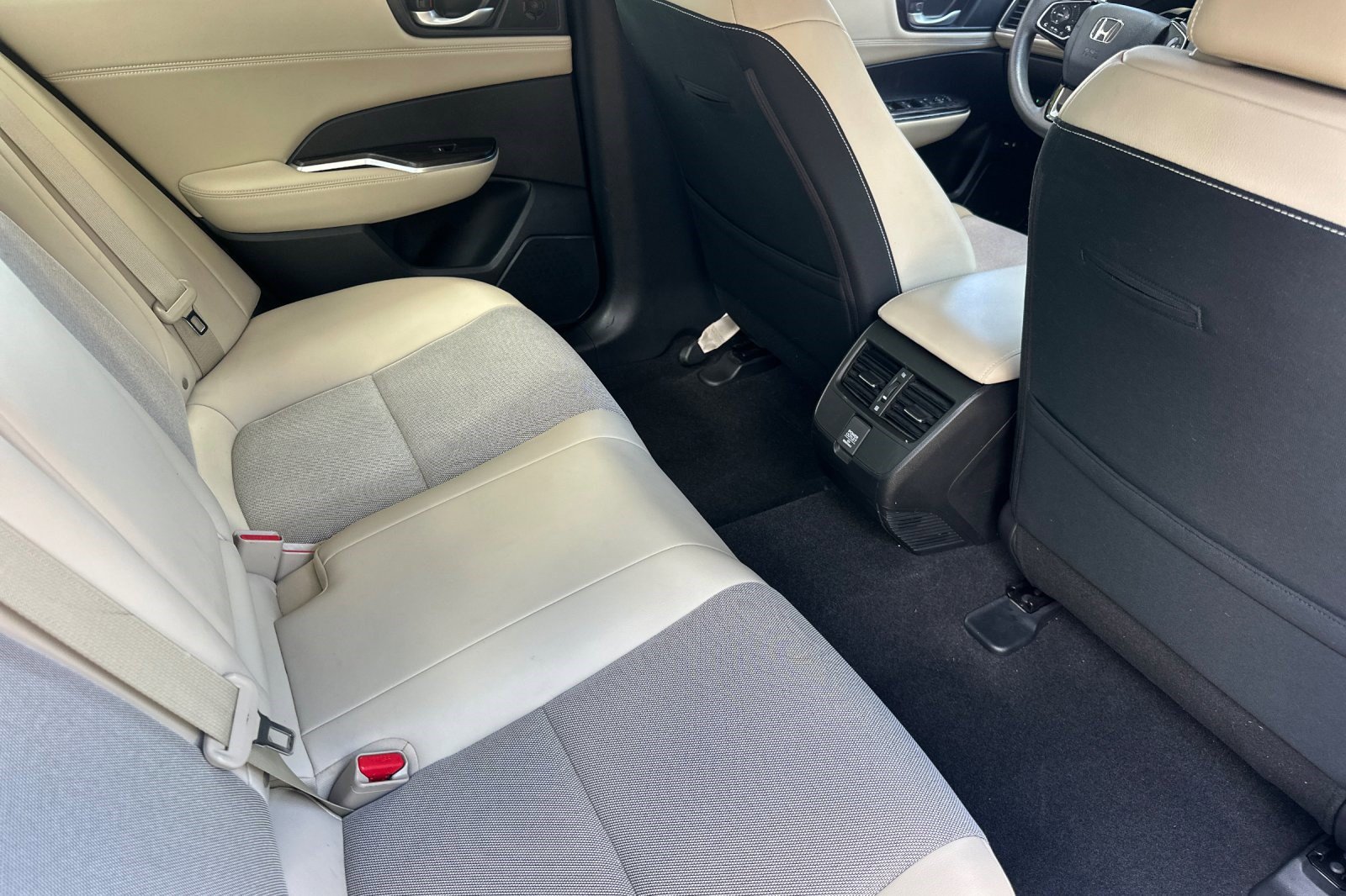 Used 2018 Honda Clarity Plug-In Hybrid image 29