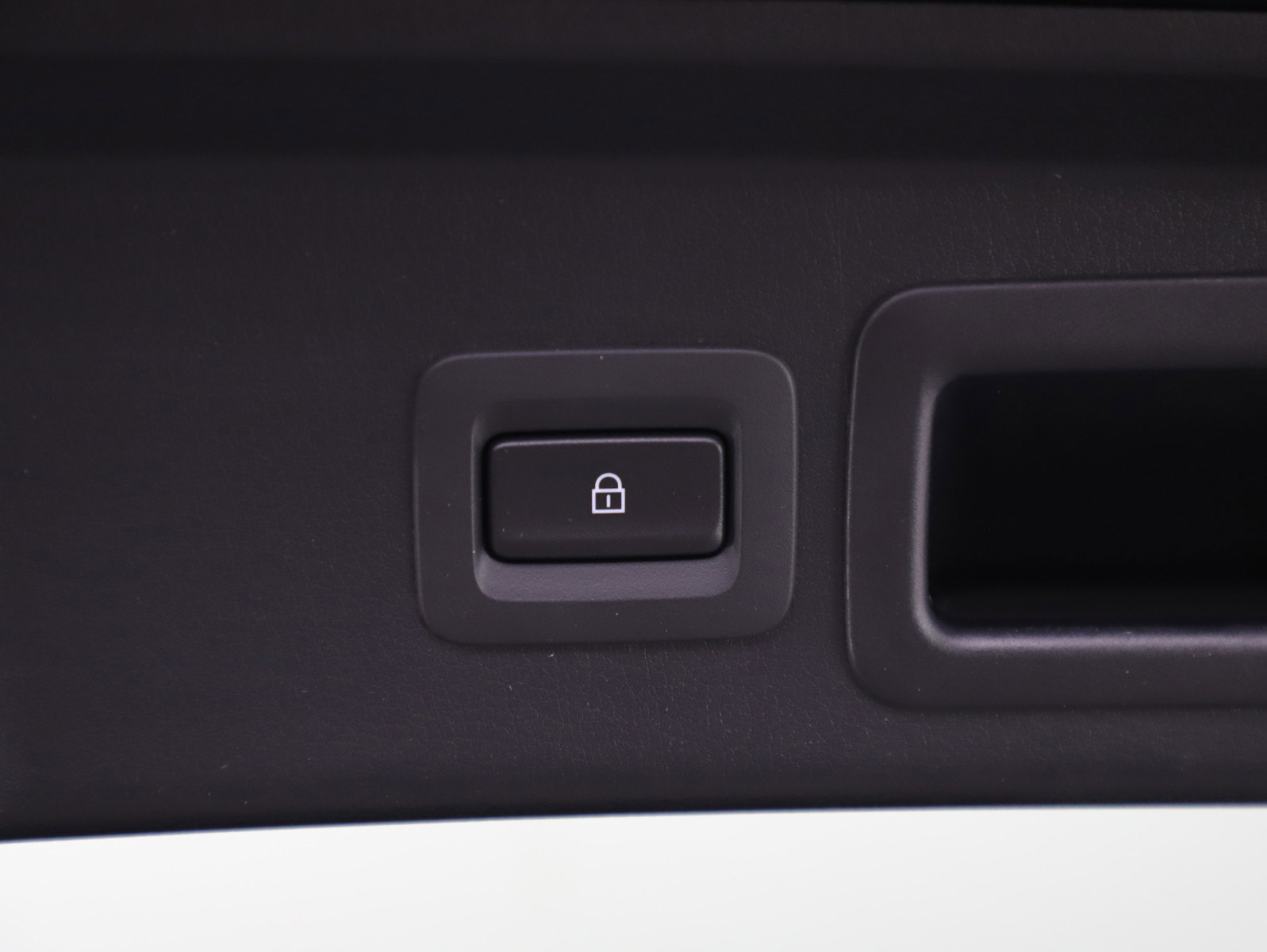 Used 2023 MAZDA CX-30 AWD 2.5 S w/ Select Package image 17