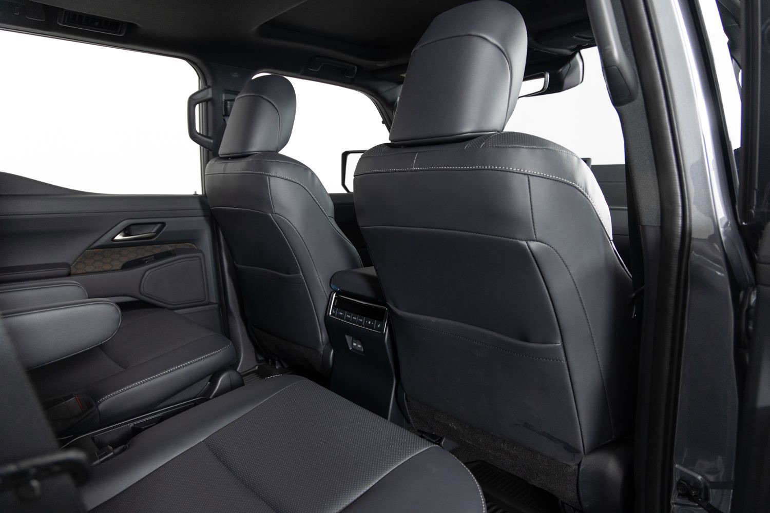 Used 2026 Lexus GX 550 w/ Accessory Package (2T) image 31