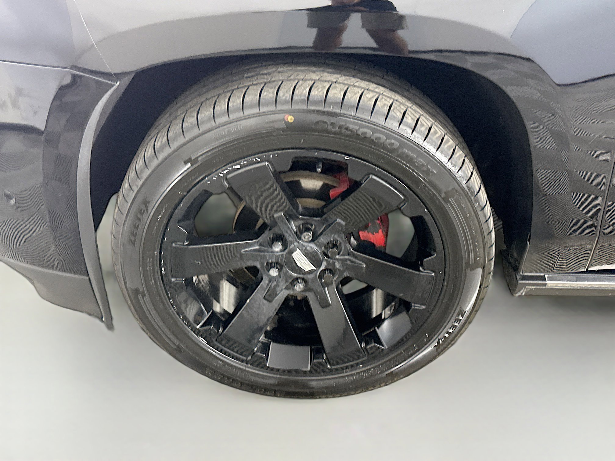 Used 2019 Cadillac Escalade Platinum w/ Escalade Sport Edition image 38