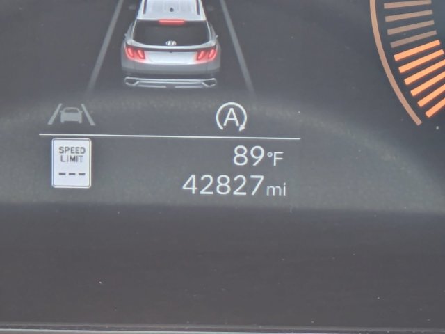 Used 2025 Hyundai Tucson SEL AWD/4WD image 32