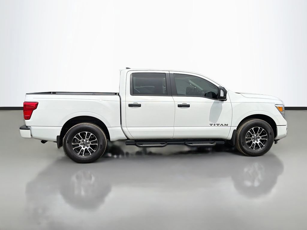 Certified 2024 Nissan Titan SV w/ SV Convenience Package RWD image 4