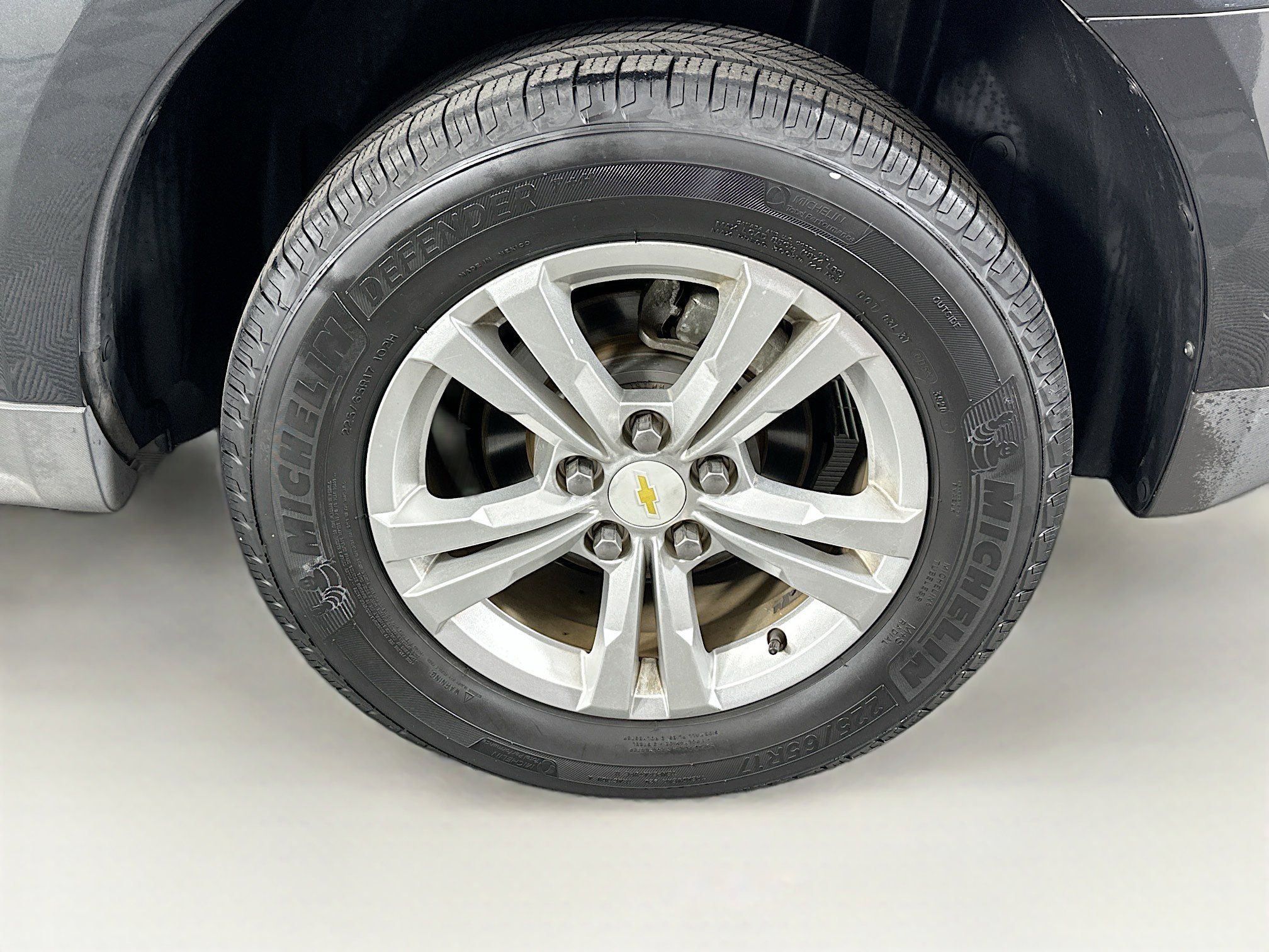Used 2013 Chevrolet Equinox LS AWD/4WD image 11