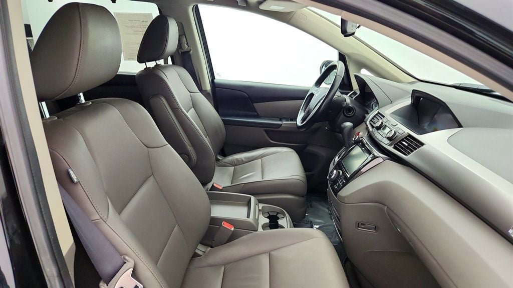 Used 2015 Honda Odyssey Touring image 27