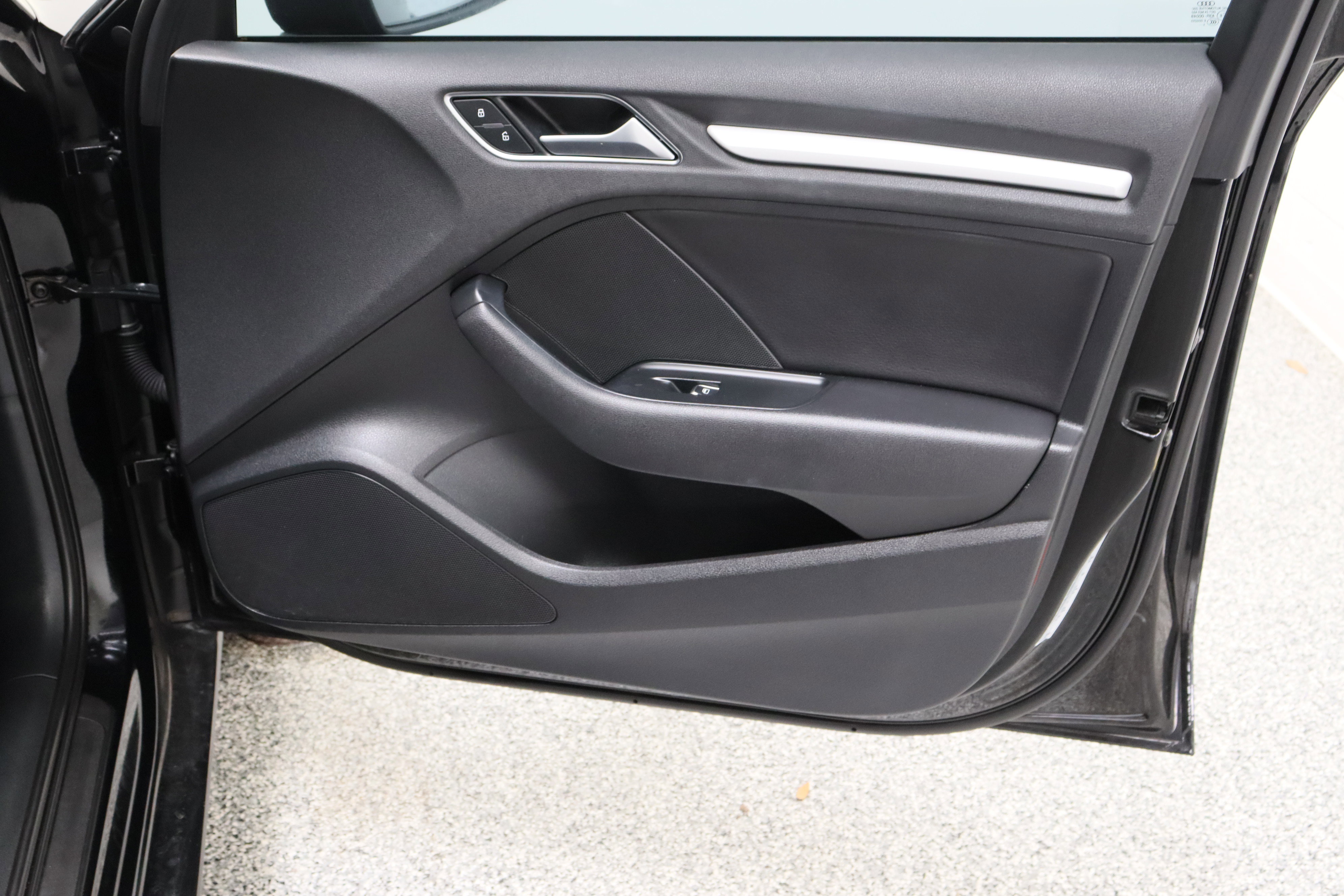 Used 2016 Audi A3 1.8T Premium image 34