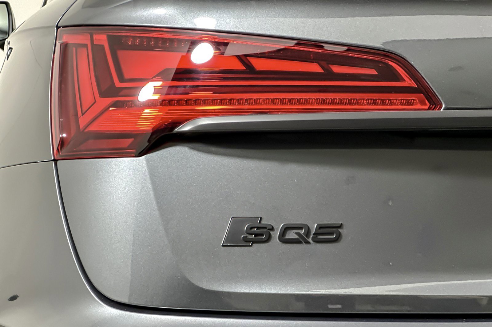 Used 2023 Audi SQ5 Premium Plus w/ Premium Plus Package image 26